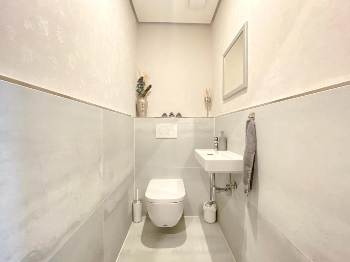 Apartment Modernes In Zentrumsnaehe Mit Eigenem Stellplatz Baden-Baden